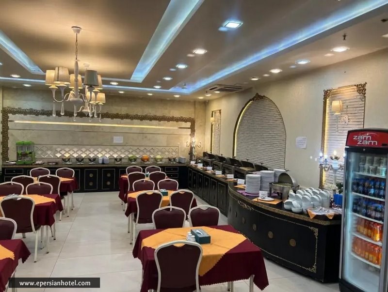 رستوران سلف سرویس هتل آپارتمان آرین مشهد